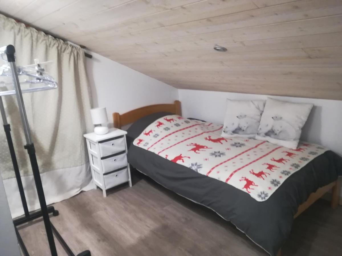 Chambre Les Ormes Enchastrayes Ngoại thất bức ảnh
